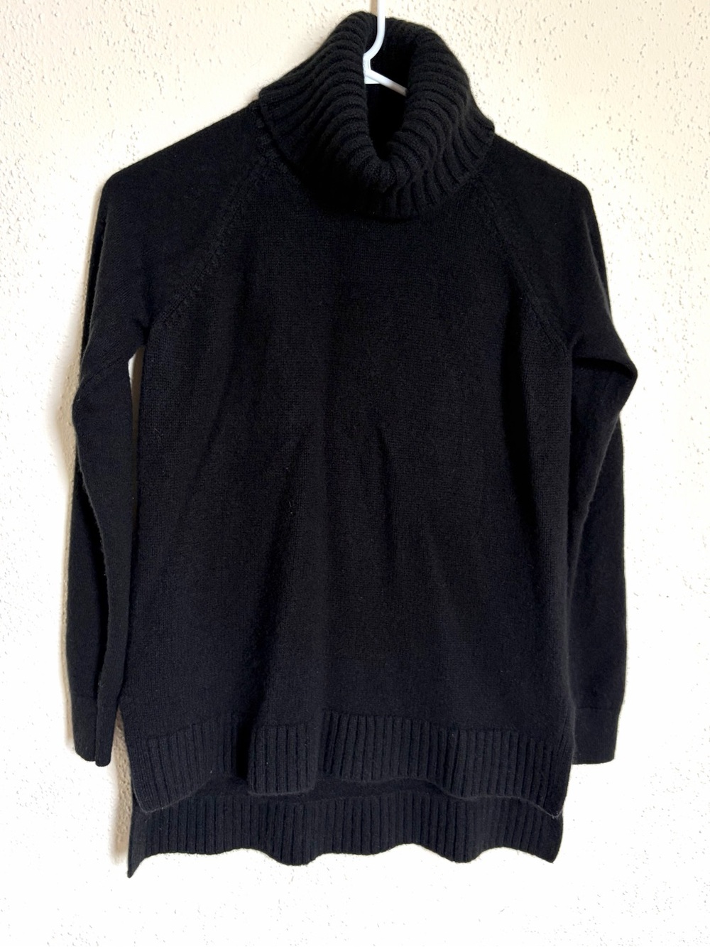 Ann Taylor 100% Cashmere Turtleneck Sweater